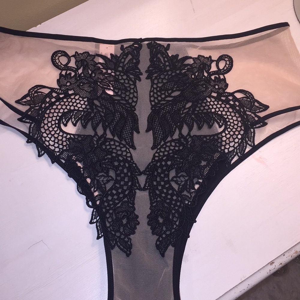 VS Dragon Appliqué Balconet & Cheeky Set 36/34/M-NWT - Picture 9 of 9
